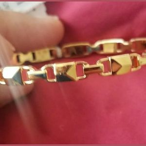 Michael Kors Mercer Link Hinged Bangle Bracelet